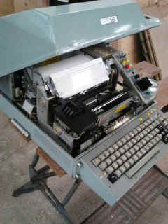 ugc136-cgt1148-2601-22.jpg (32409 bytes)